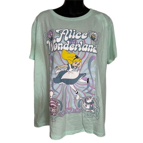 Disney Tops - Disney Alice In Wonderland Graphic Junior Tee XXL